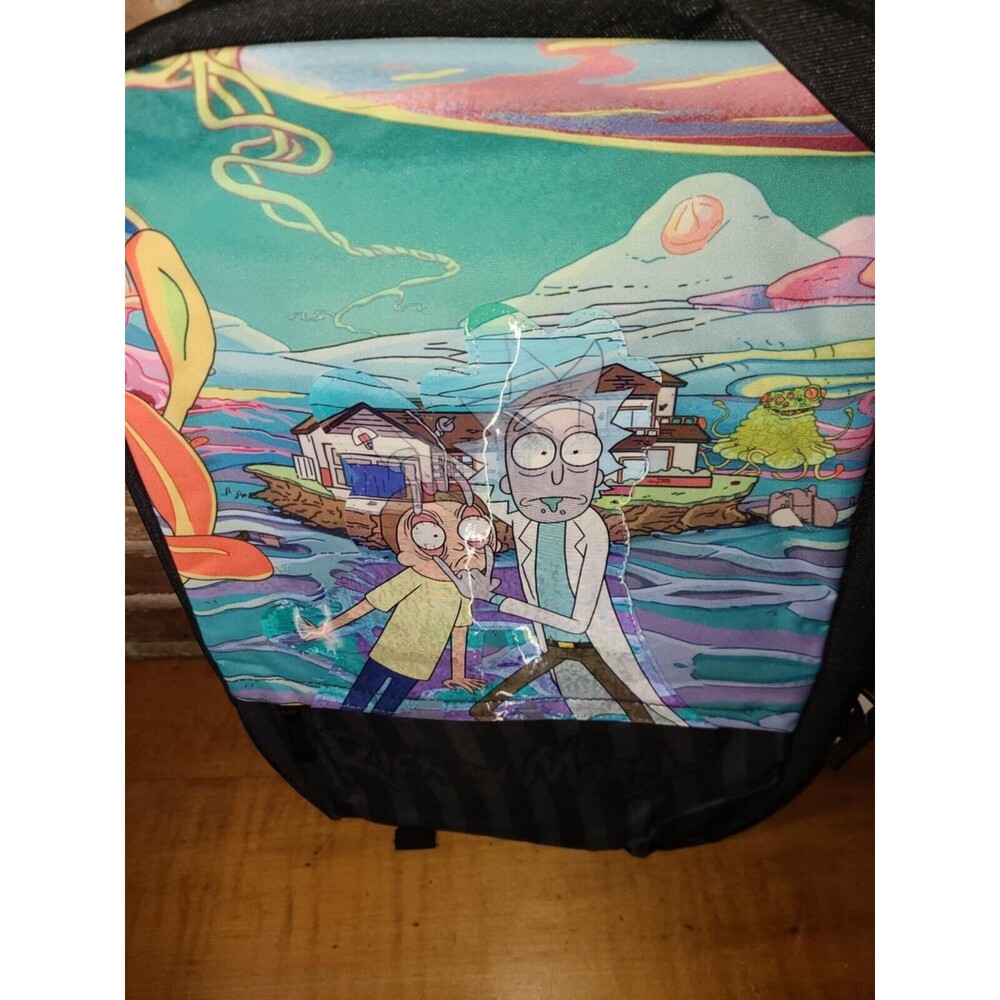 RICK AND MORTY DELUXE LENTICULAR BACKPACK BRAND NEW WITH TAGS Disappearing!
